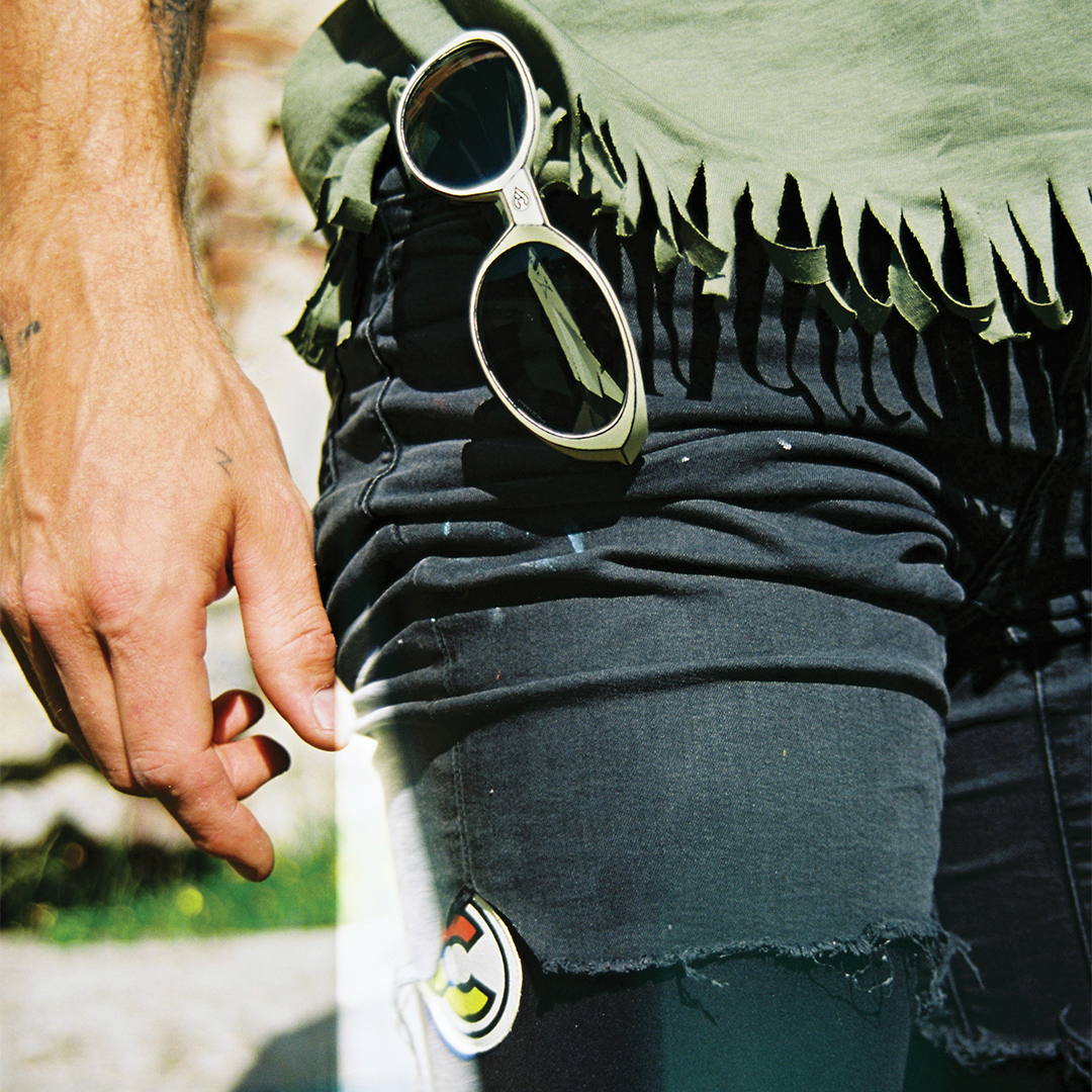 CINELLI x OAKLEY IN THE PURSUIT OF FLOW: FIRST COLLABORATION CINELLI x OAKLEY IN THE PURSUIT OF FLOW: FIRST COLLABORATION